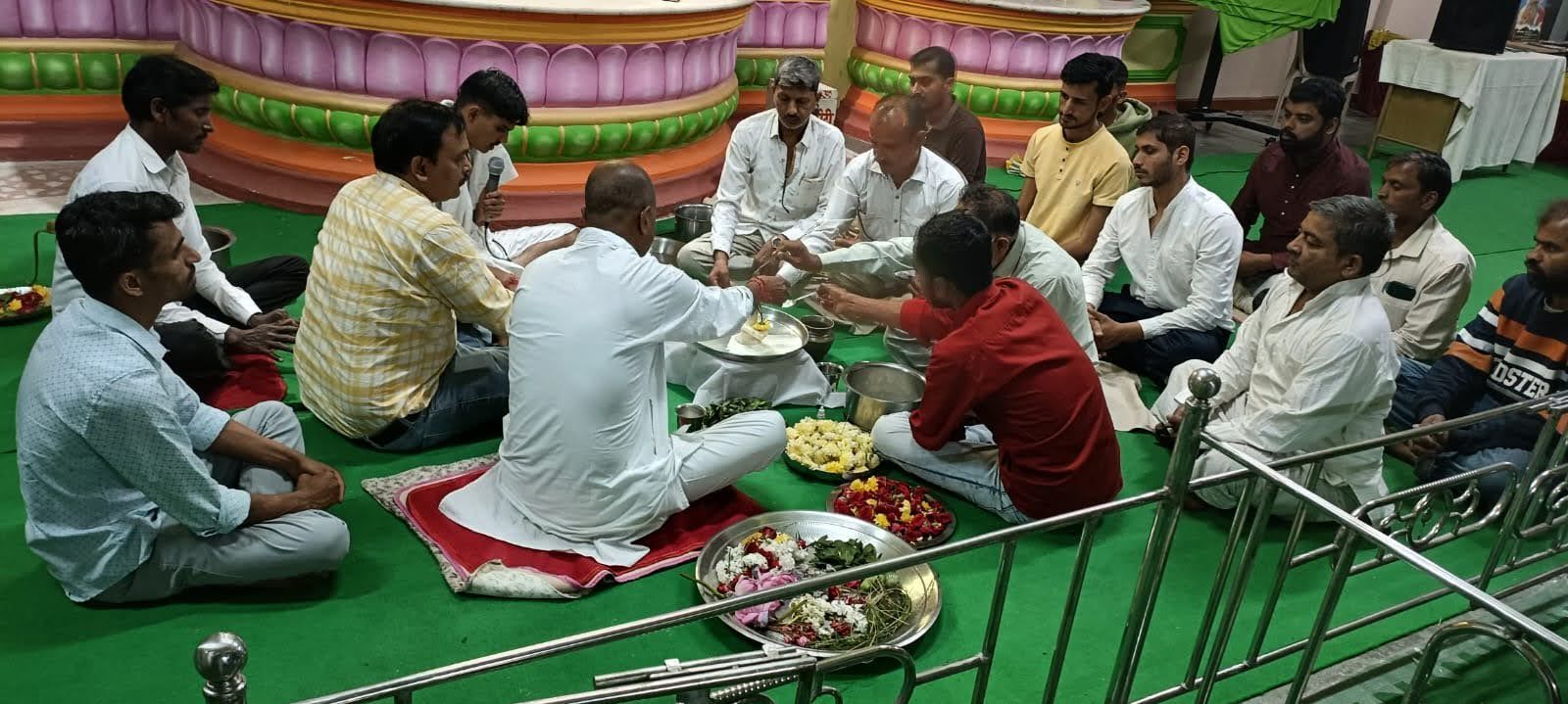 Rudrabhishek puja takes place in the Bengaluru Ashram on Mahashivratri- 2025.